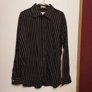 LINEA DOME XL 17-17 1/2  pit to pit 24 in length 29  VGC